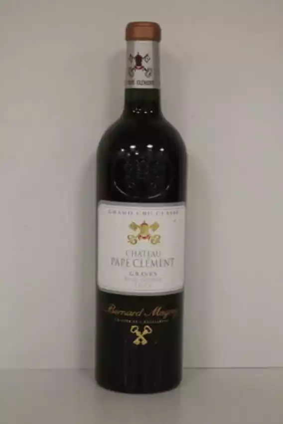 Chateau Pape Clement Blanc 2009