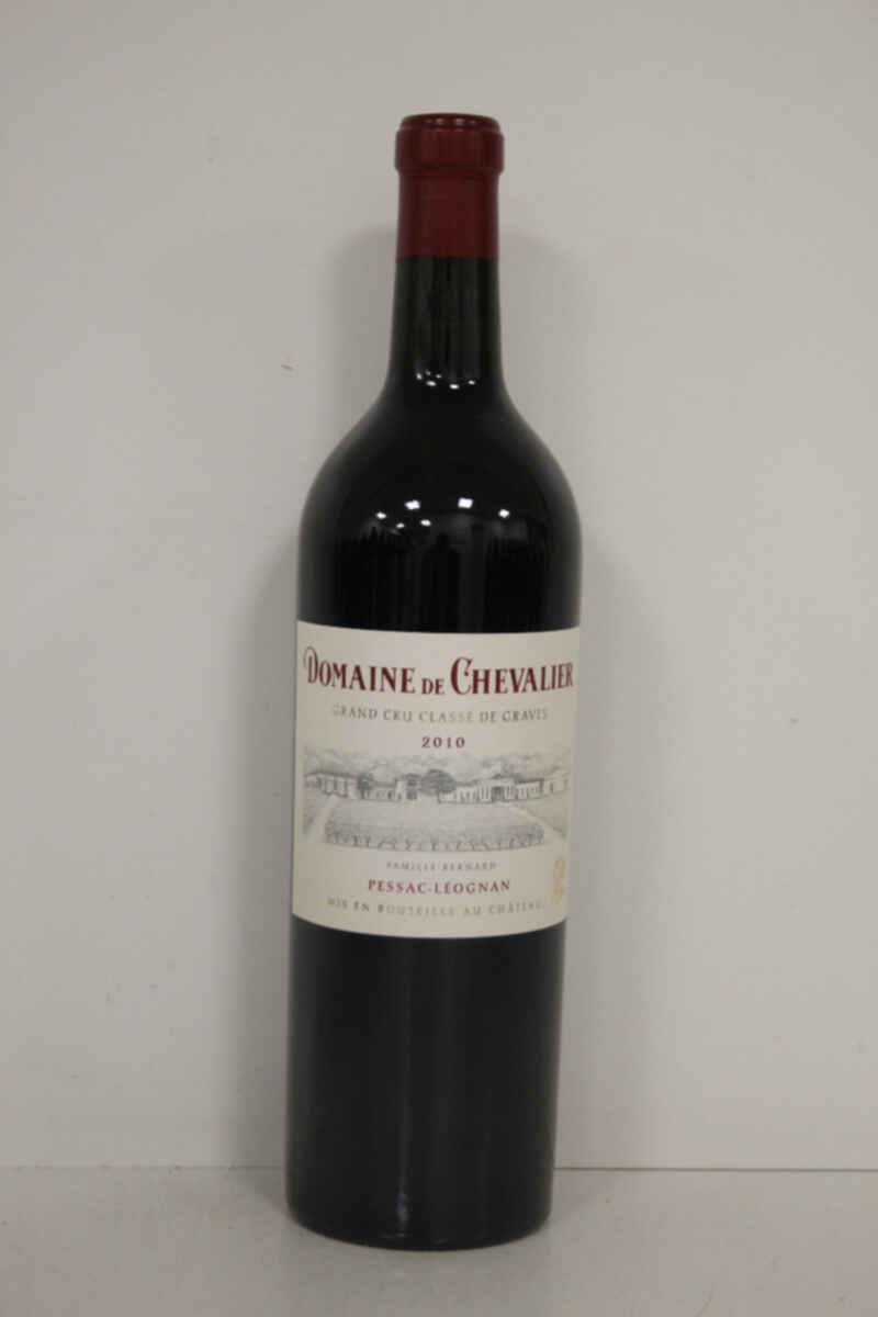 Domaine De Chevalier 2010