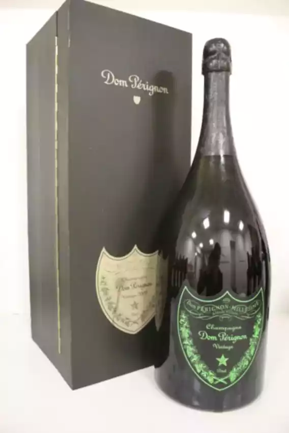 Moet & Chandon Dom Perignon Luminous 2009