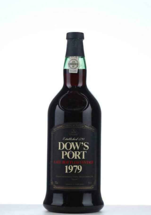 Dow's Late Bottled Vintage Port 1979